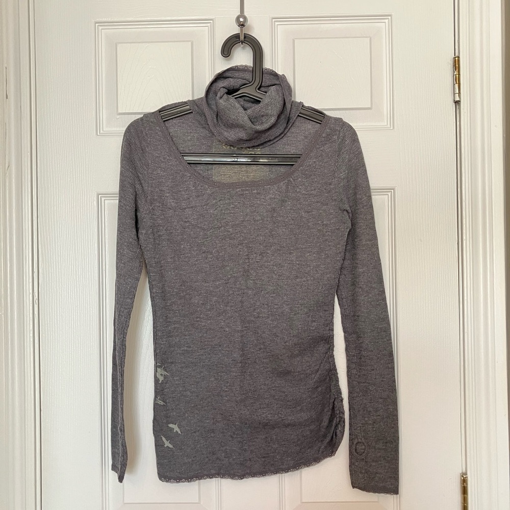 Flo grey turtleneck size XS